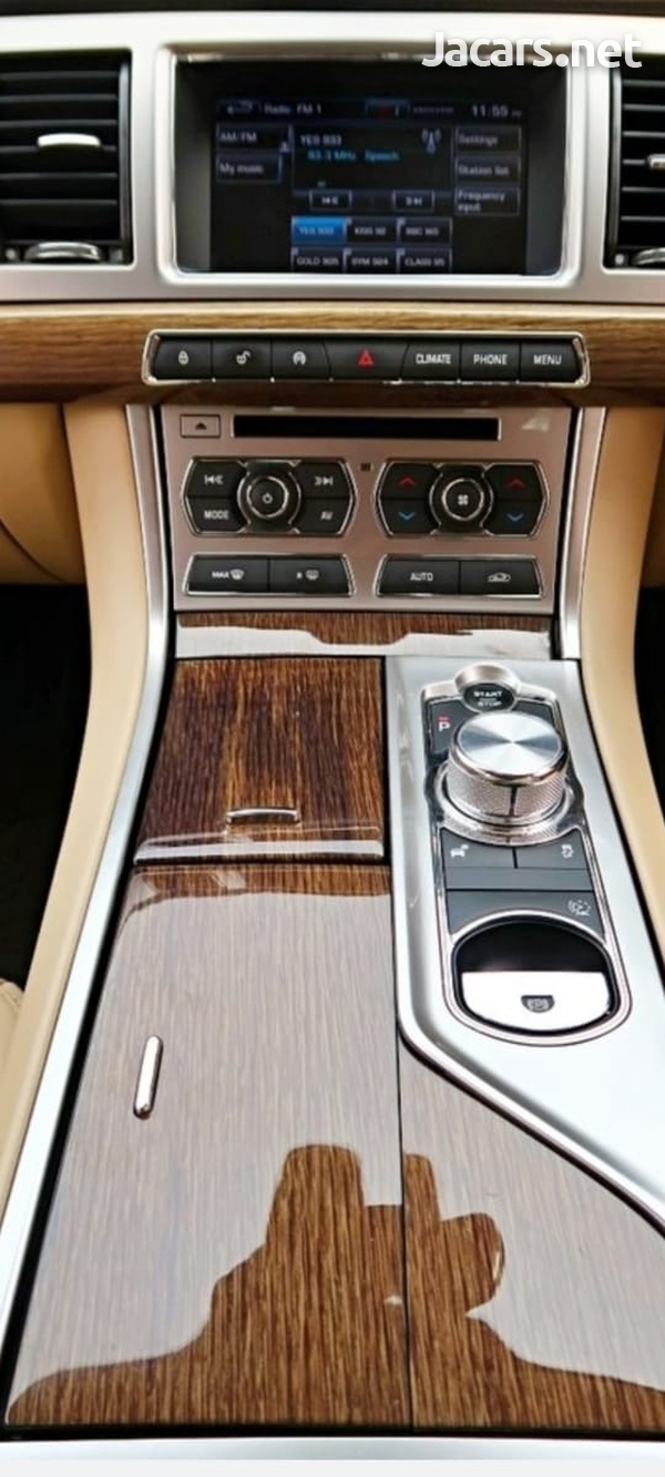 Jaguar XF 2,0L 2015