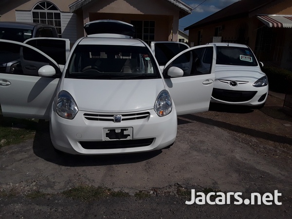 Toyota Passo 1,0L 2013