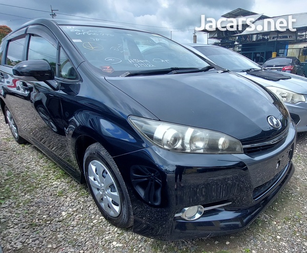 Toyota Wish 2,0L 2013