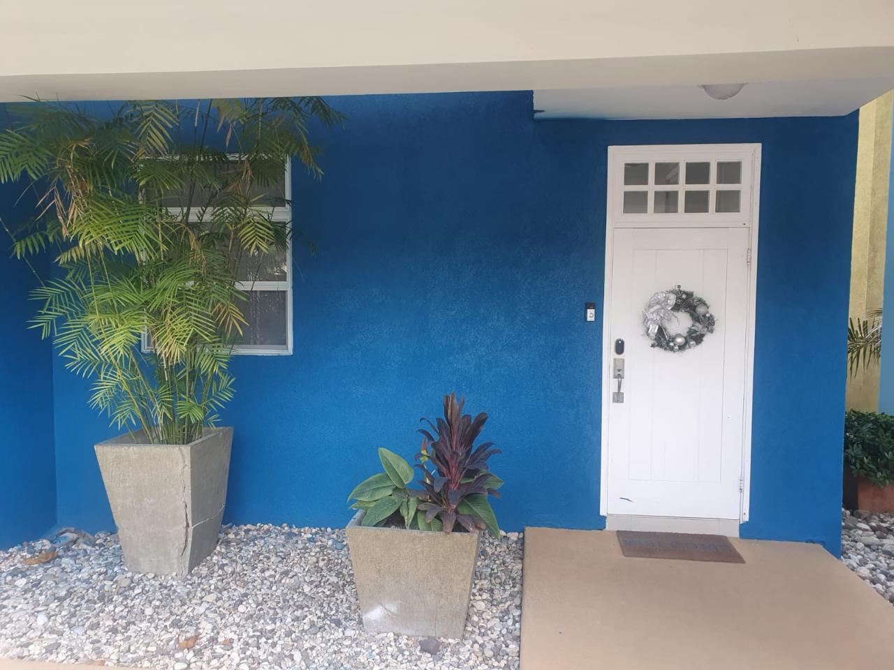 Resort Apartment/Villa for Sale   Retreat