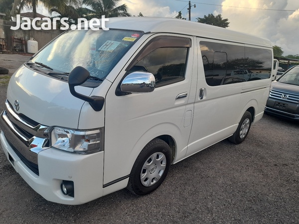 TOYOTA HIACE GL