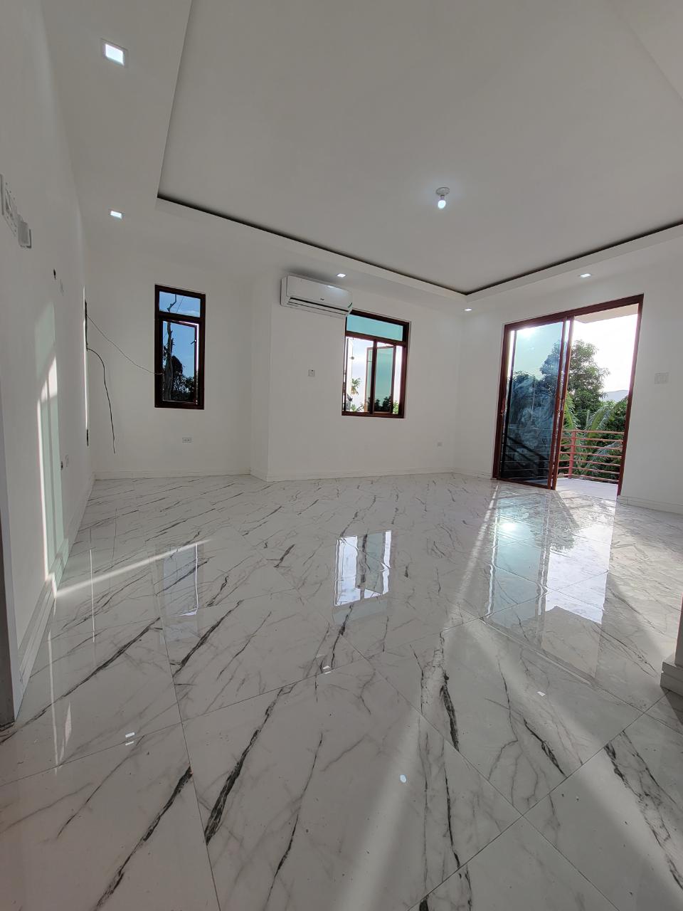 Apartment for Sale   Kingston 8