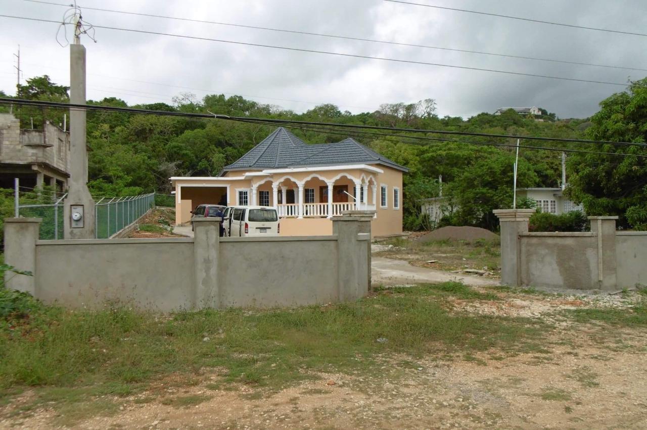 House for Sale   Montego Bay