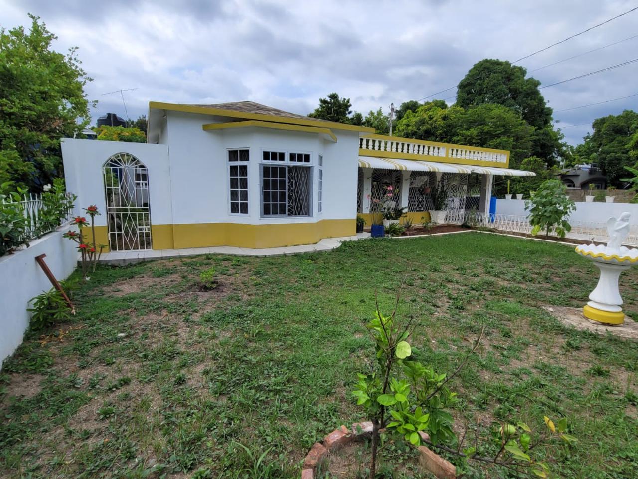 House for Sale   Spanish Town