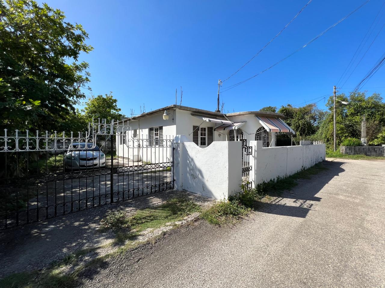 House for Sale   Runaway Bay