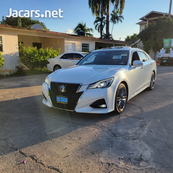 Toyota Crown 2,5L 2017