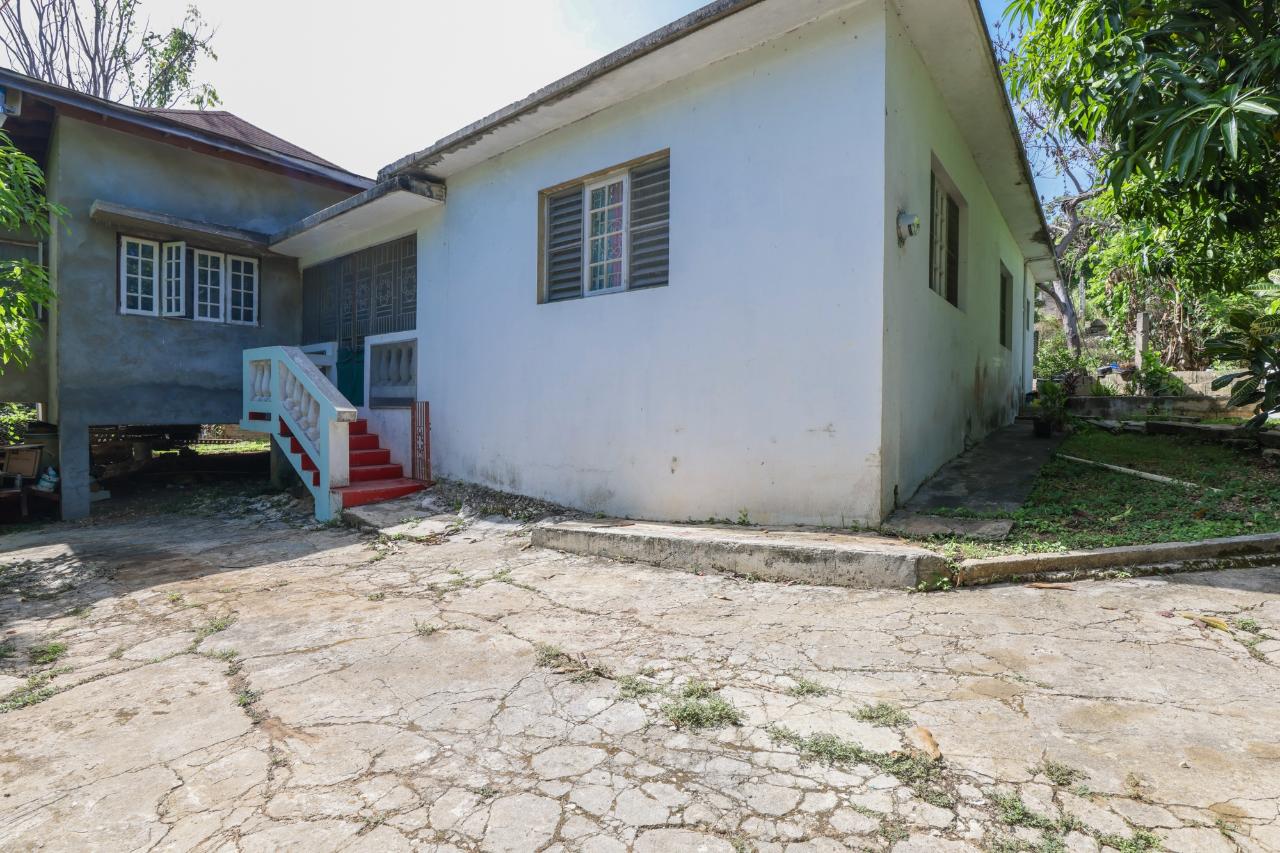 House for Sale Salwater