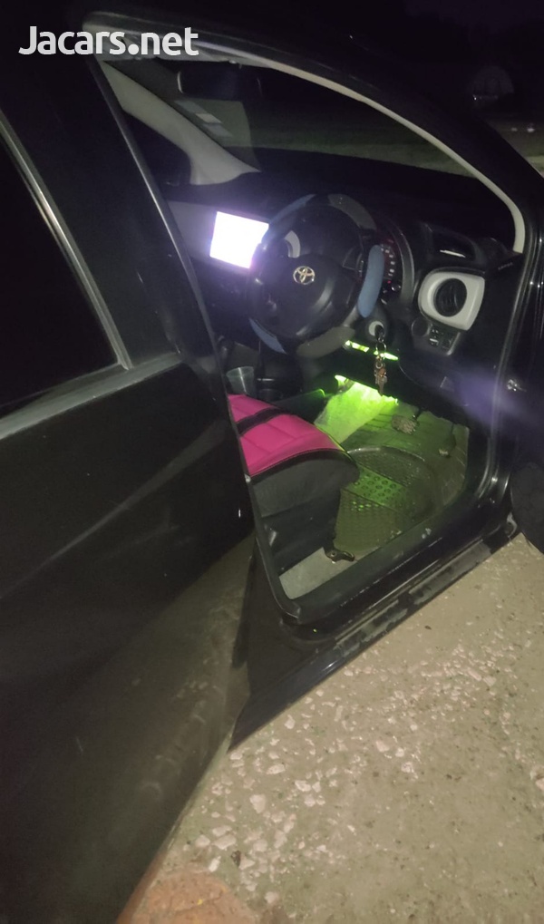 Toyota Vitz 1,6L 2011