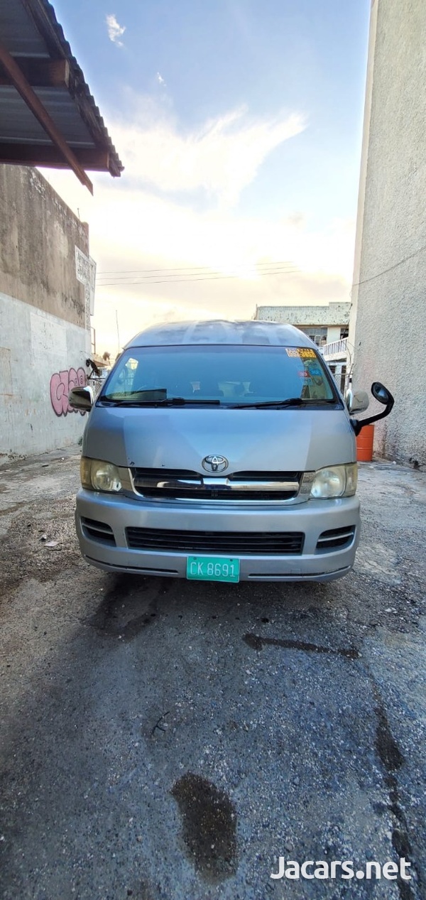 2009 TOYOTA HIACE