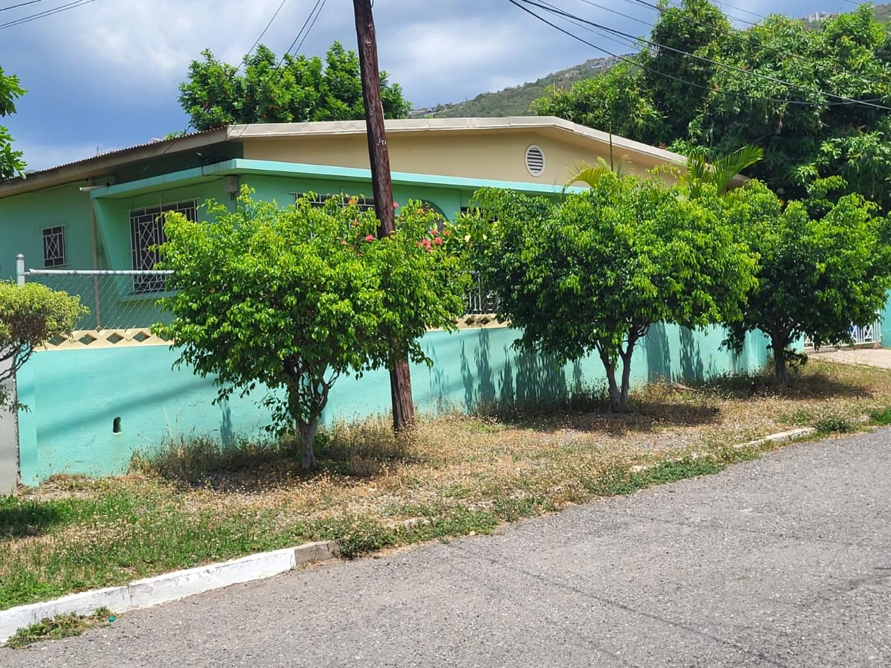 House for Sale   Kingston 3