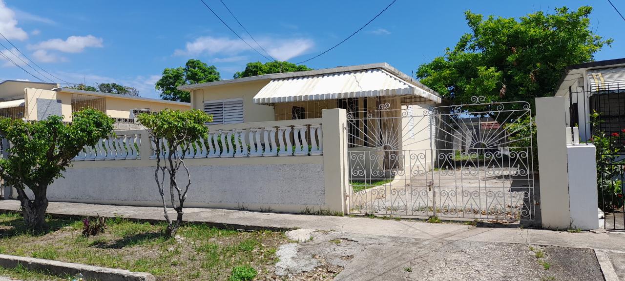 House for Sale   Kingston 17