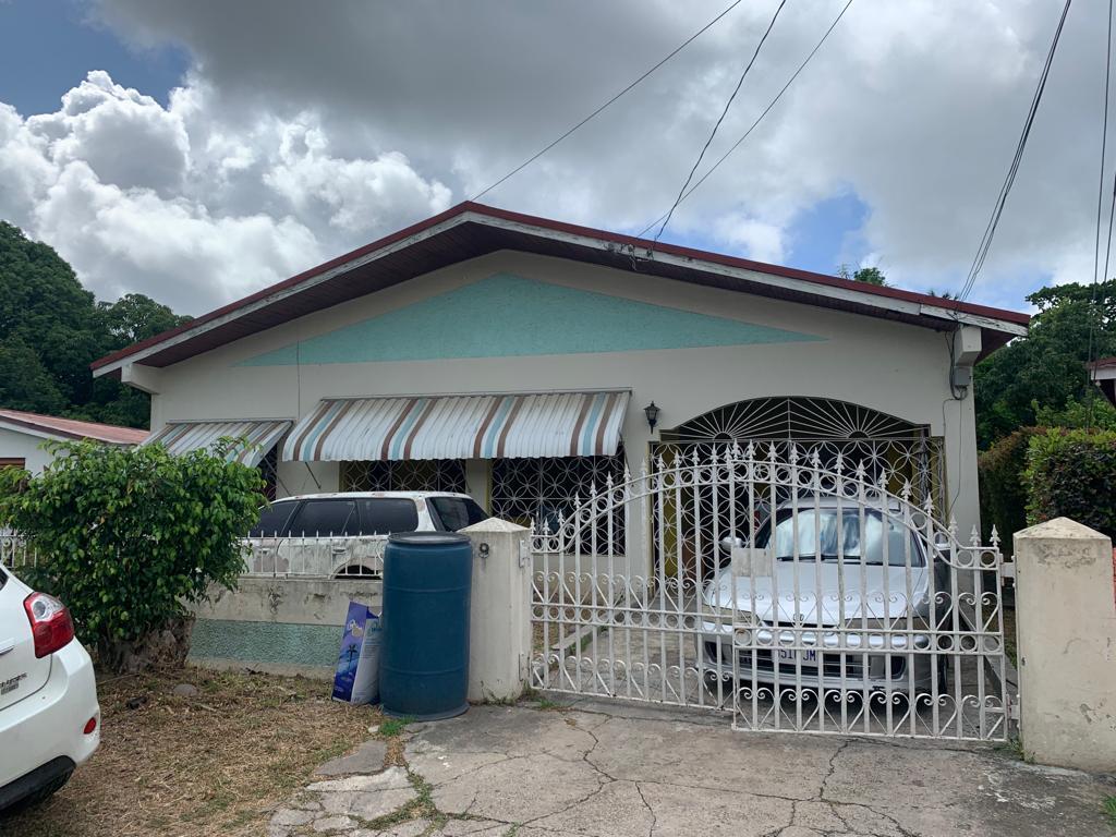 House for Sale   May Pen