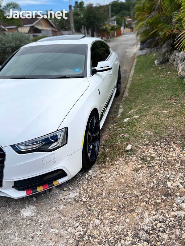 Audi A5 2,0L 2014