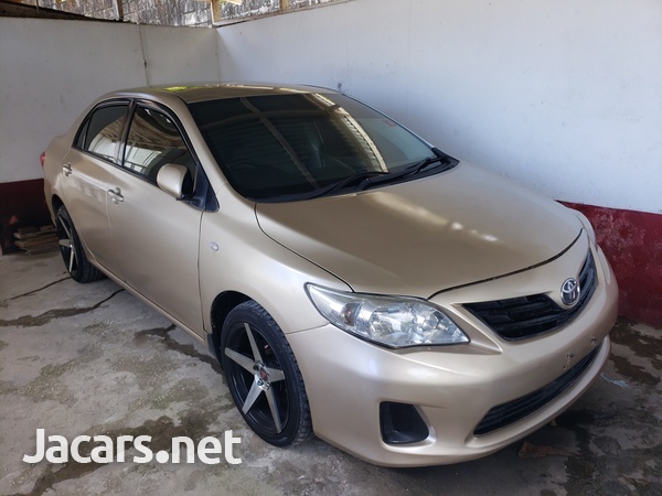 Toyota Corolla XLi 1,6L 2013