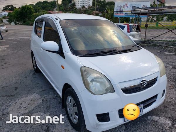 Daihatsu MIRA 0,6L 2012