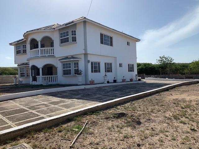 House for Sale   HELLSHIRE   HILLS