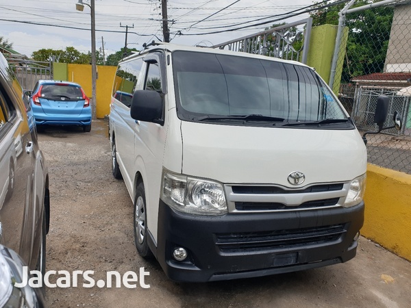 2013 Toyota Hiace