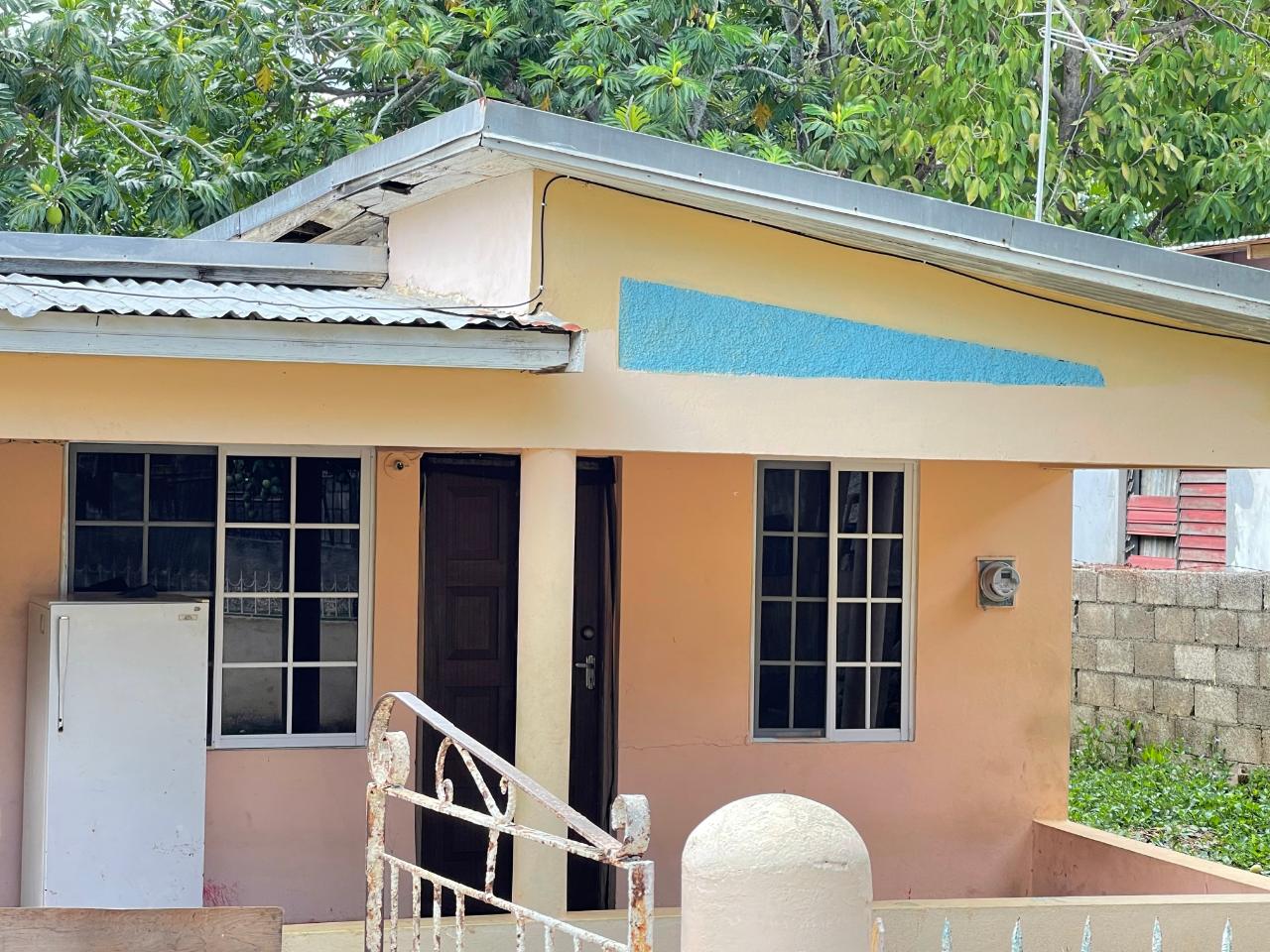House for Sale   May Pen