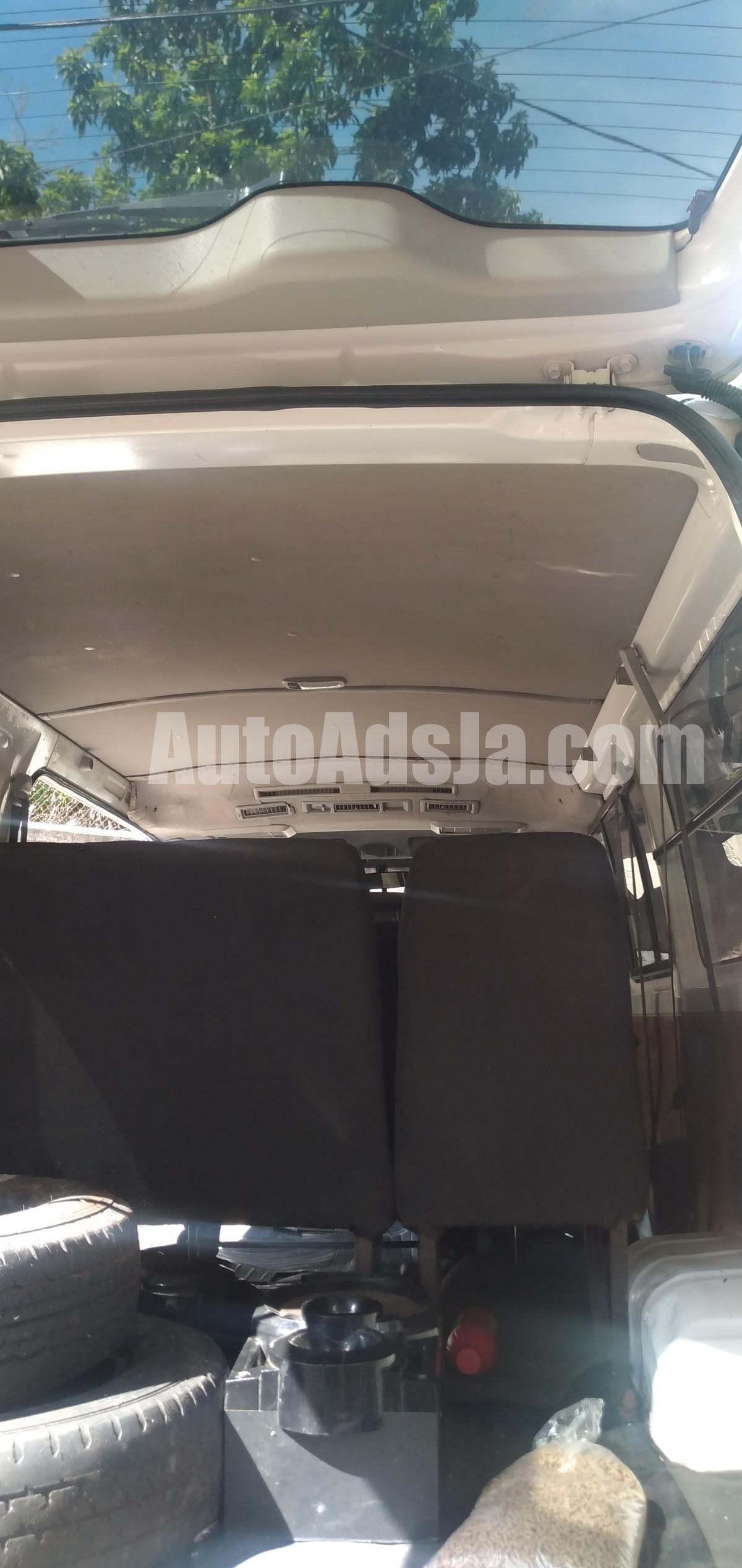 2011 Toyota Hiace