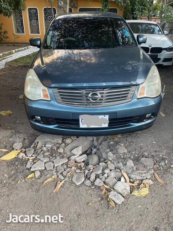 Nissan Bluebird 2,0L 2011