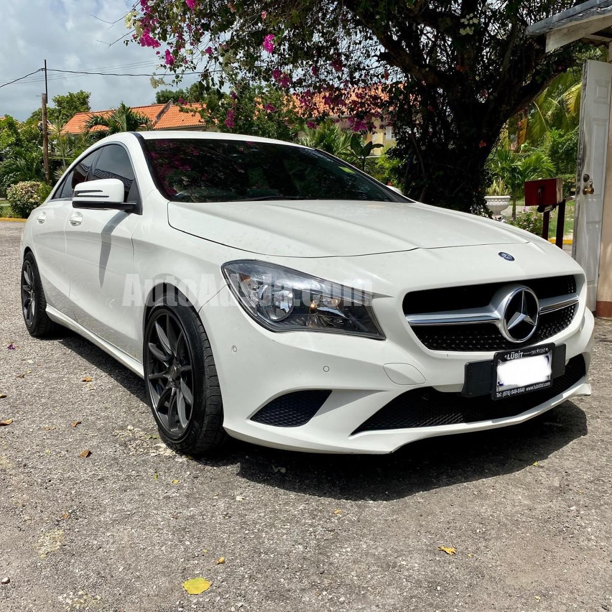 2016 Mercedes Benz CLA 200