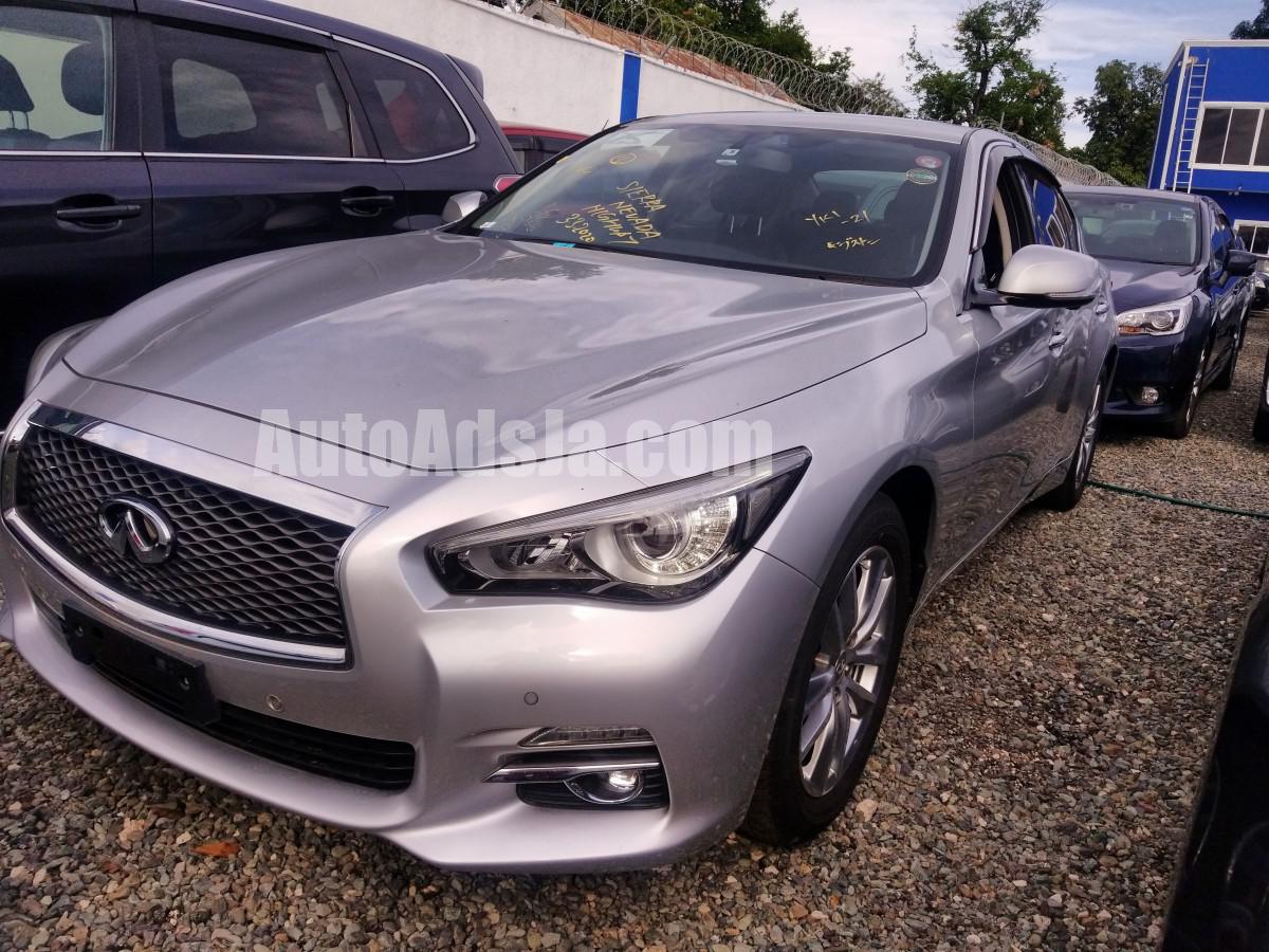 2015 Nissan SKYLINE