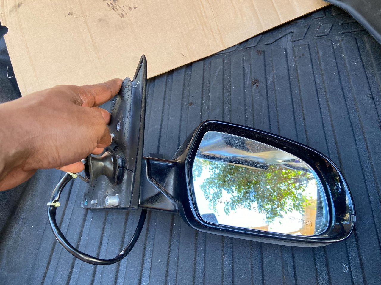 For Sale: AUDI A4 SIDE MIRRORS