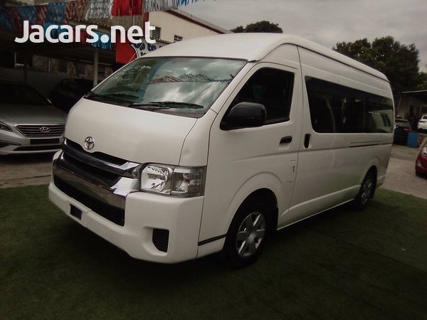 2016 Toyota Hiace Commuter