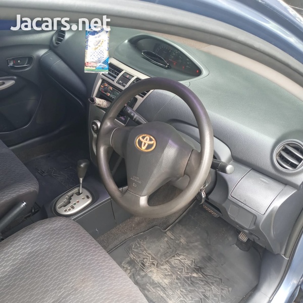Toyota Yaris 1,5L 2011