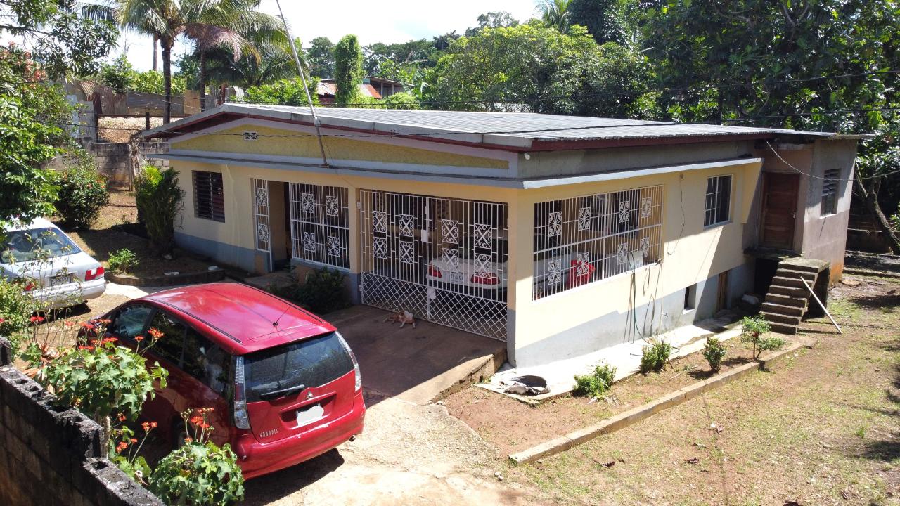 House for Sale   Linstead