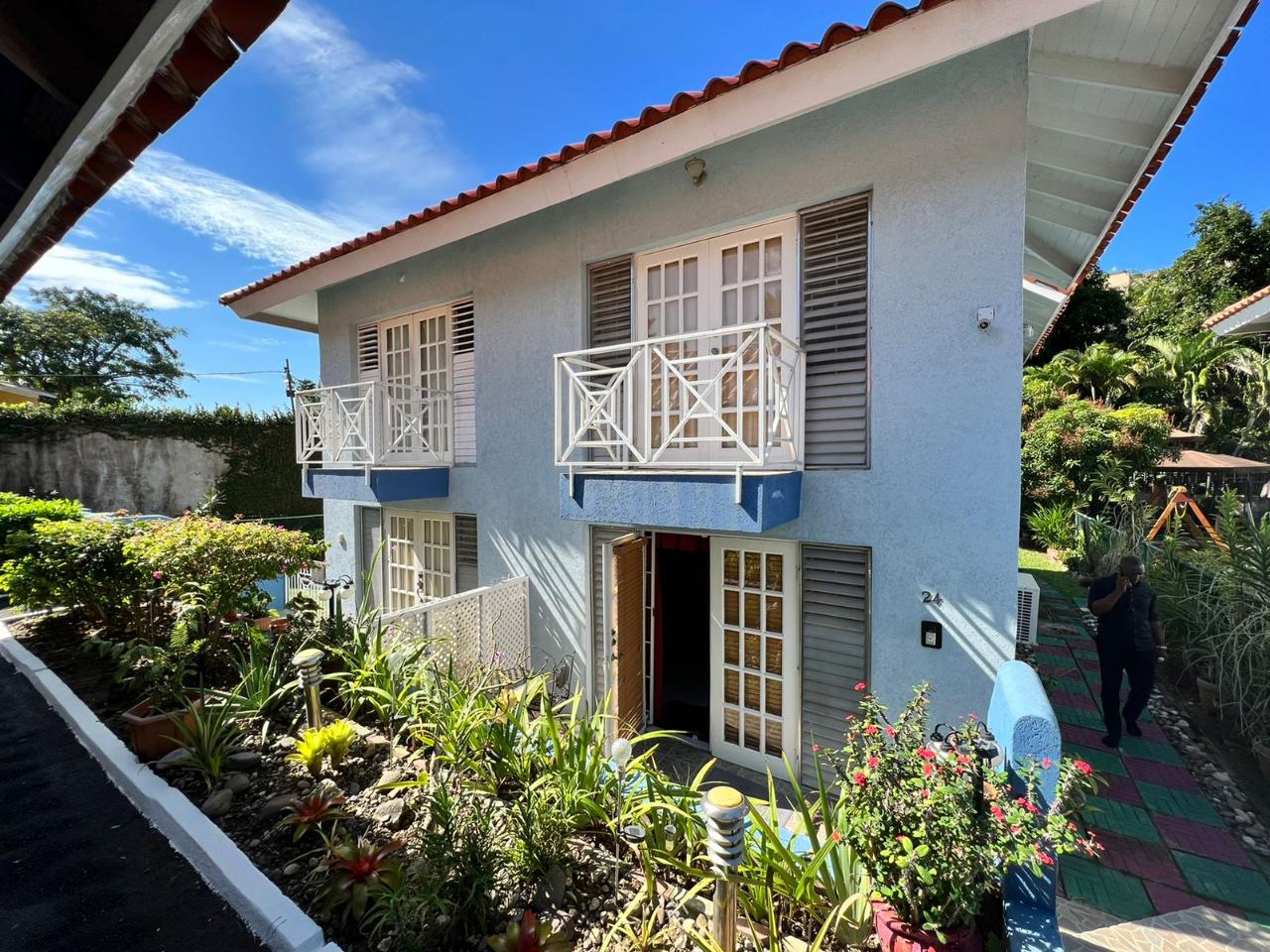 Townhouse for Rent   Kingston 8