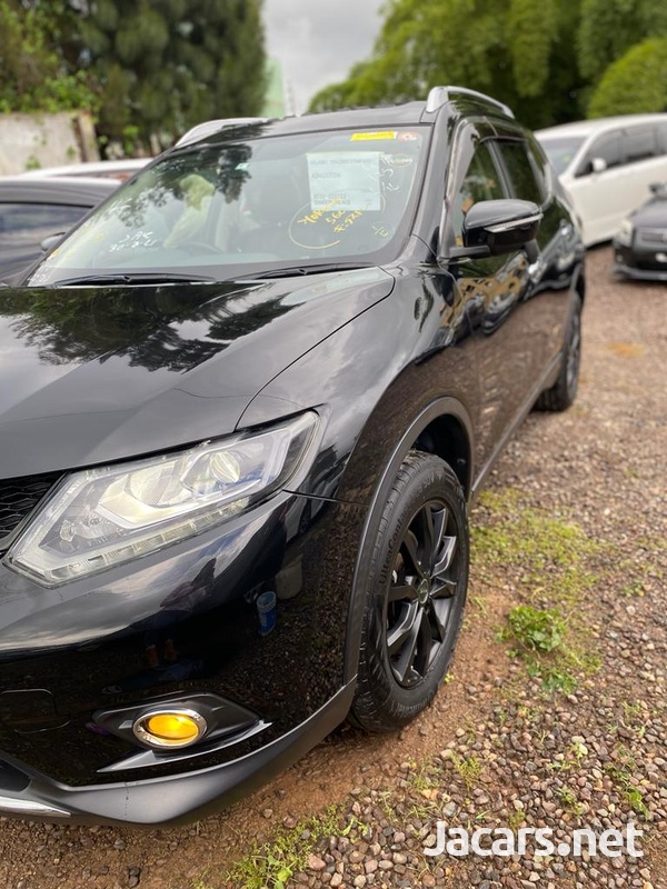 Nissan X-Trail 2,0L 2014