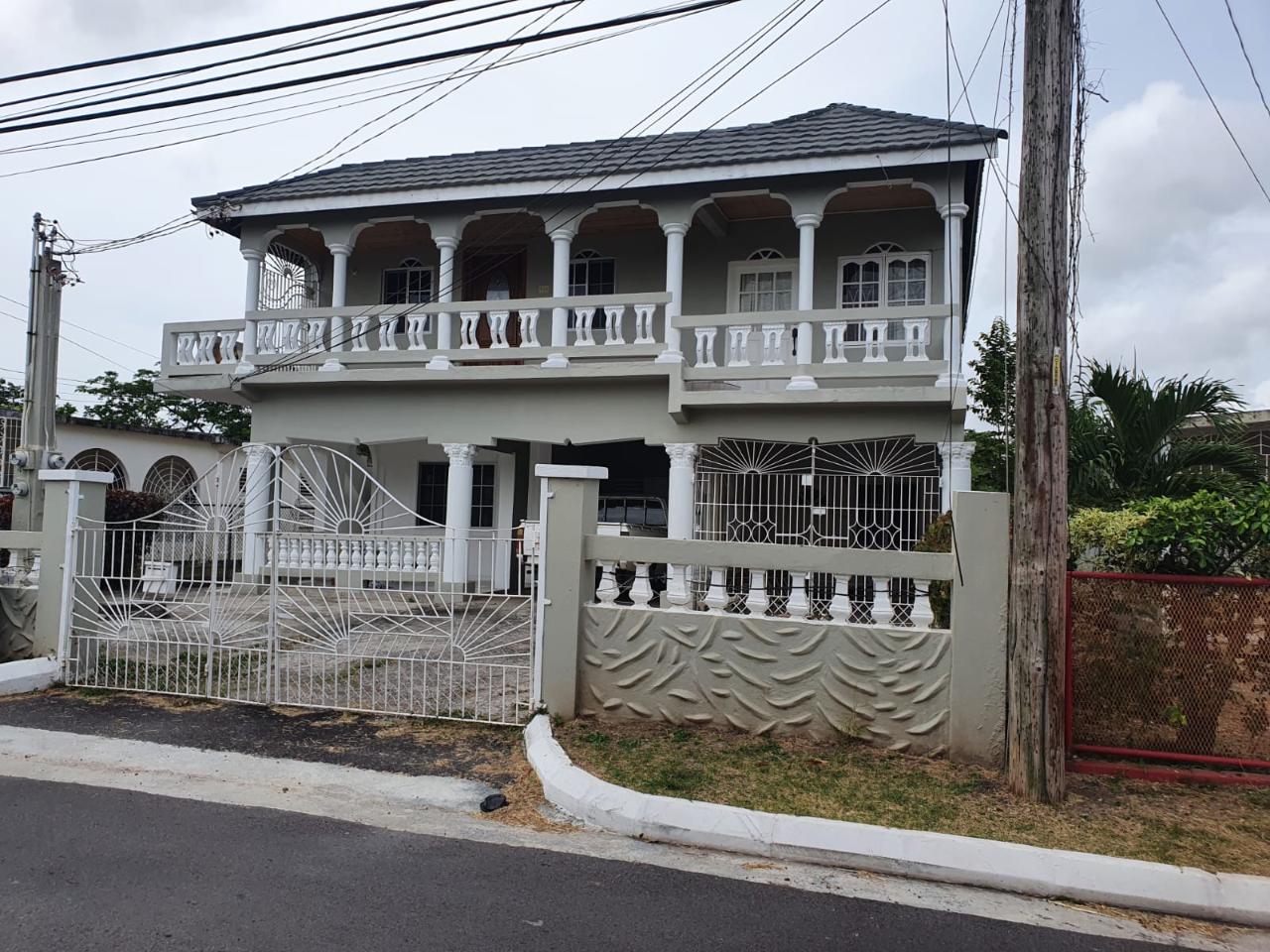 House for Sale   Four Paths