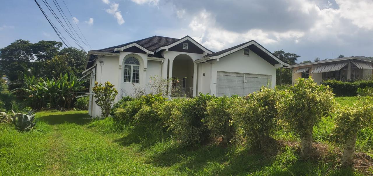 House for Sale   Walderston