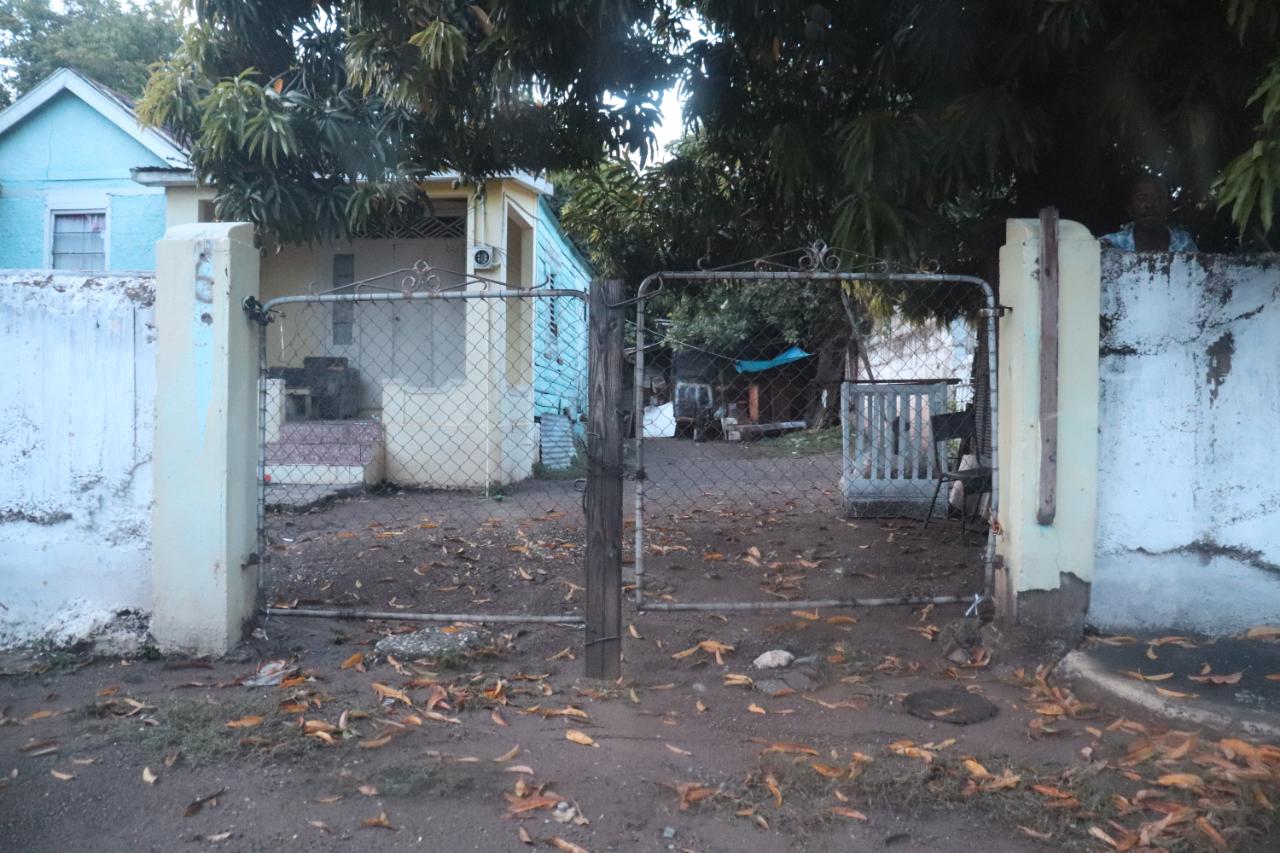 House for Sale   Kingston 1