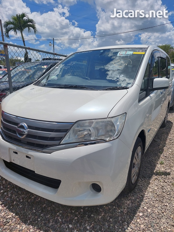 Nissan Serena 2,0L 2013