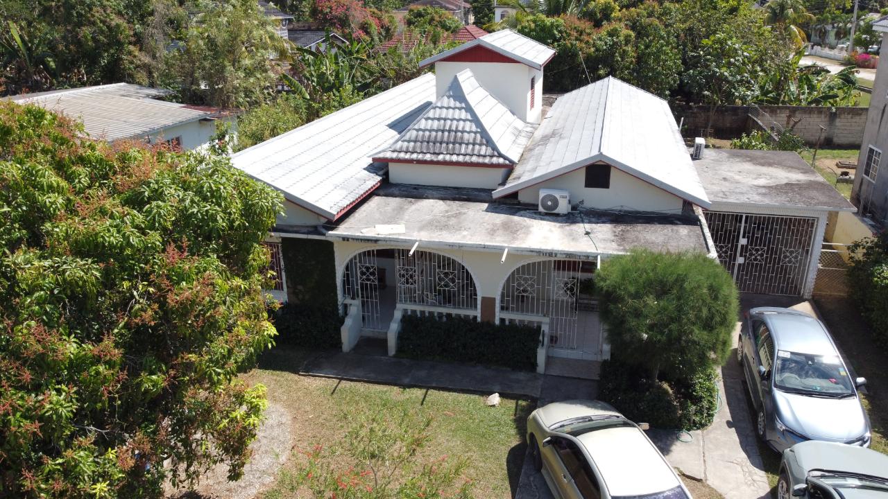 House for Sale   Savanna-La-Mar
