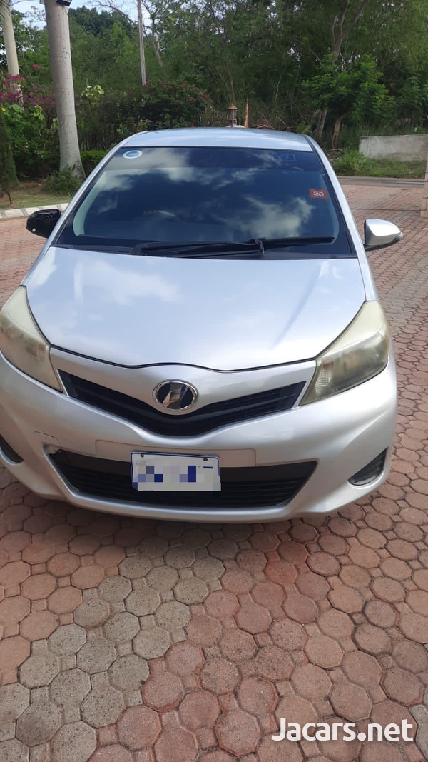 Toyota Vitz 1,5L 2011