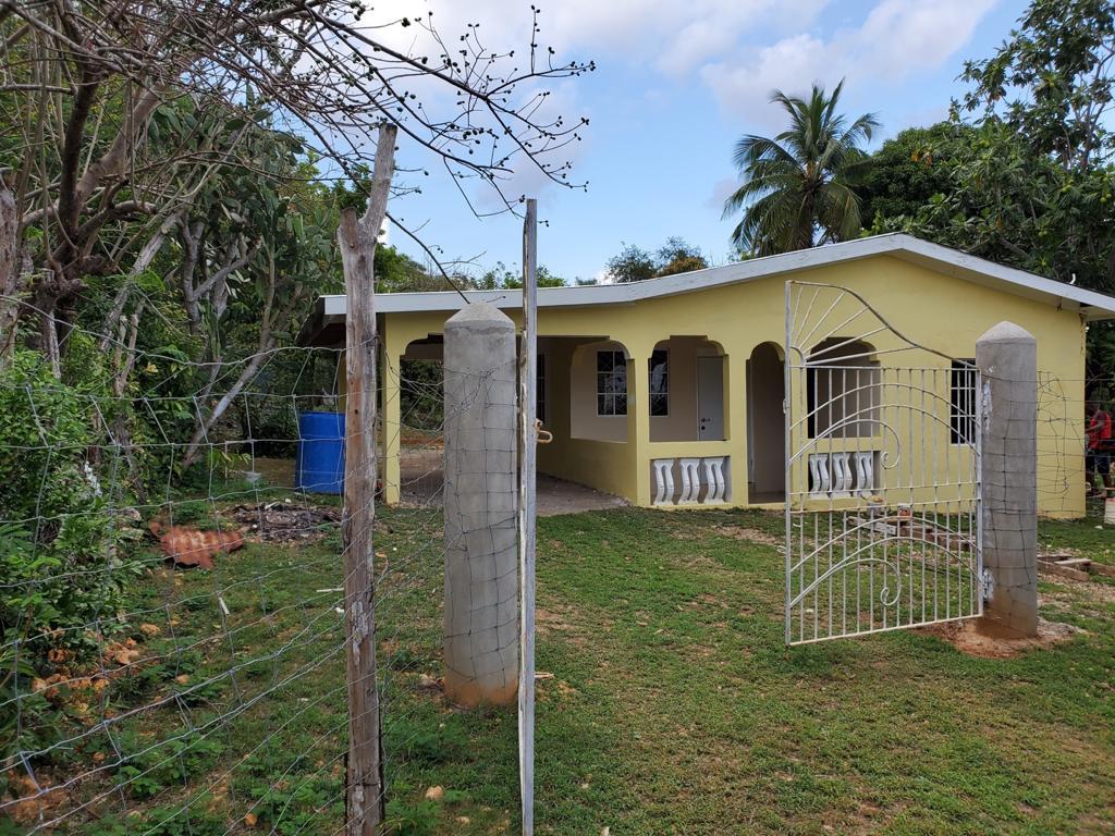 House for Sale   May Pen