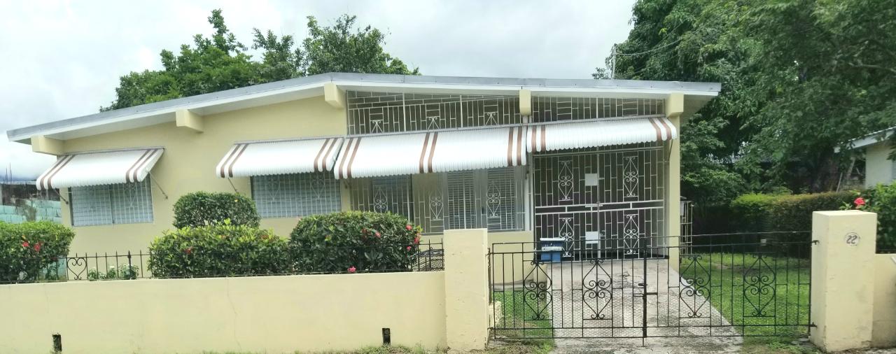 House for Sale   Kingston 8