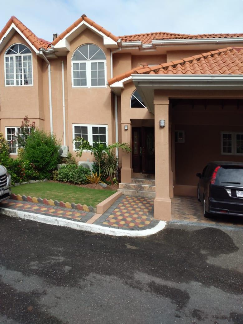 Townhouse for Rent   Kingston 6