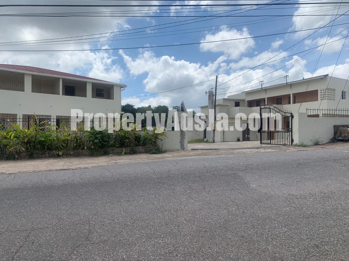 19 bed For Sale in Mandeville, Manchester, Jamaica