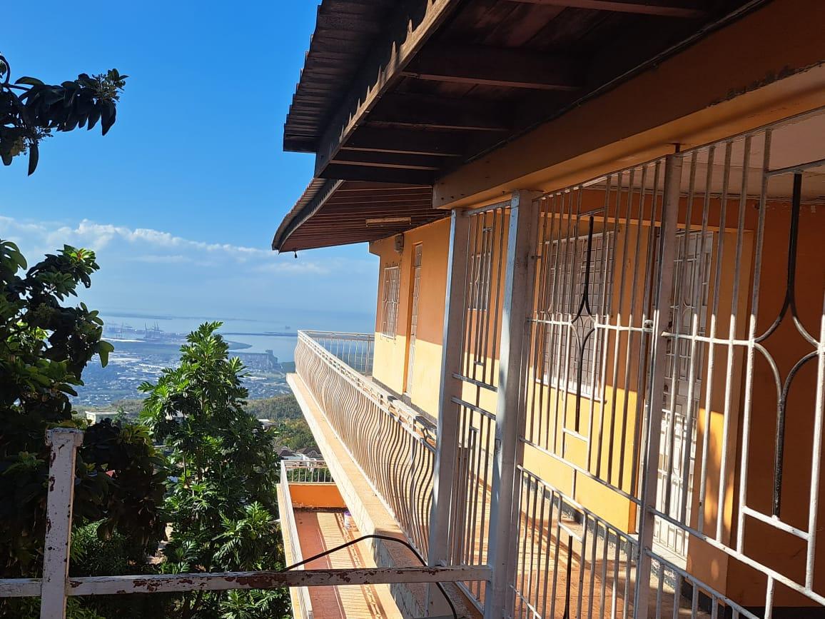 House for Sale   Kingston 19