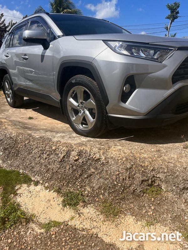 Toyota RAV4 2,0L 2020