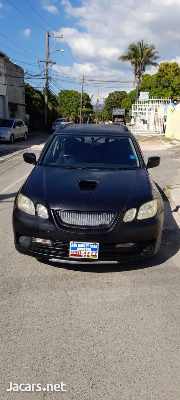 Mitsubishi Outlander or Airtrek 2,4L 2003