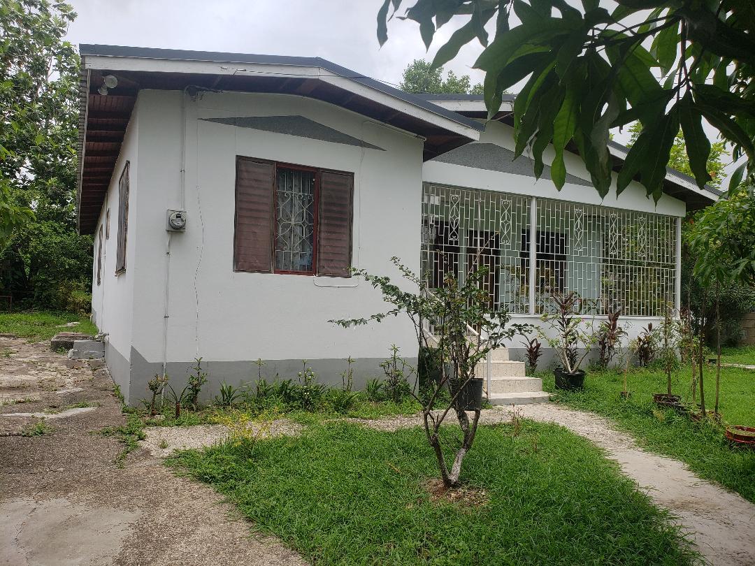 House for Sale   May Pen