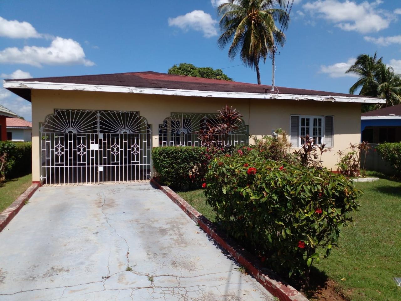 House for Sale   Spanish Town