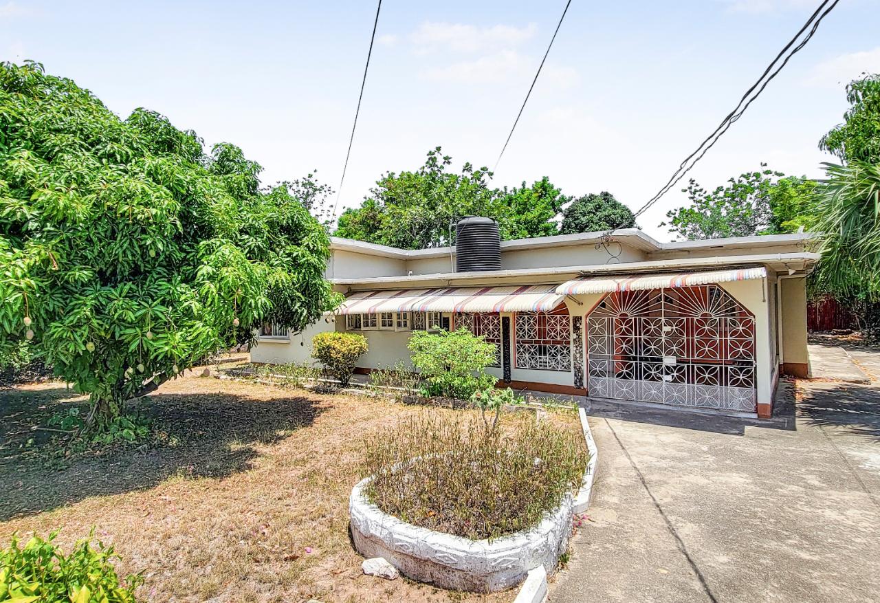 House for Sale   Kingston 3
