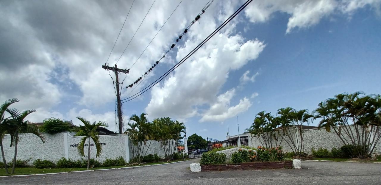 Townhouse for Rent   STONY HILL