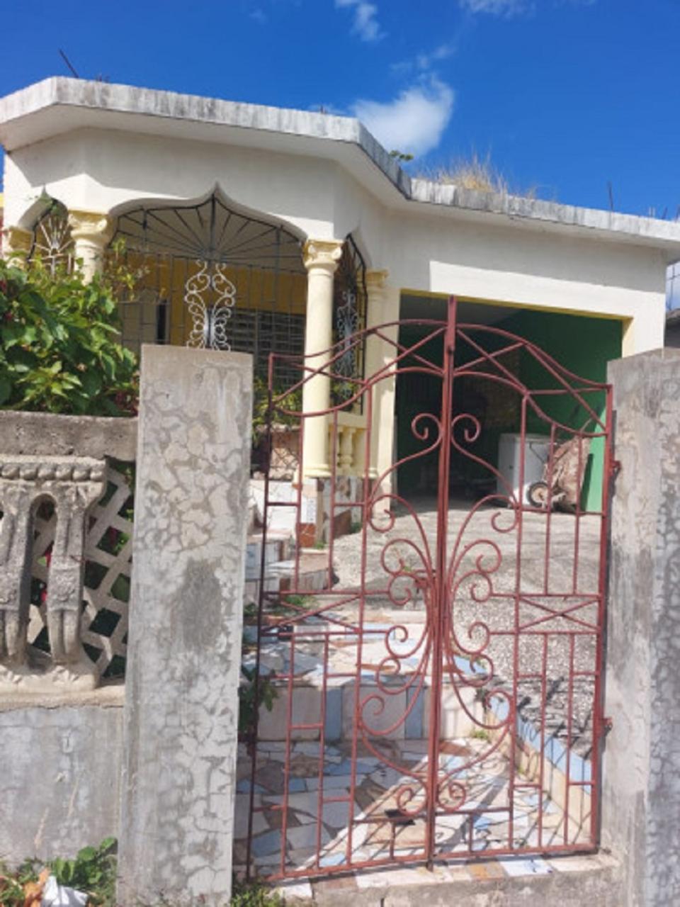 House for Sale   Montego Bay